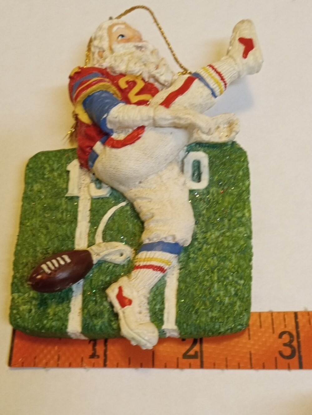 Rare Vintage Santa Playing Football Christmas Ornament Resin - Picture 4 of 6